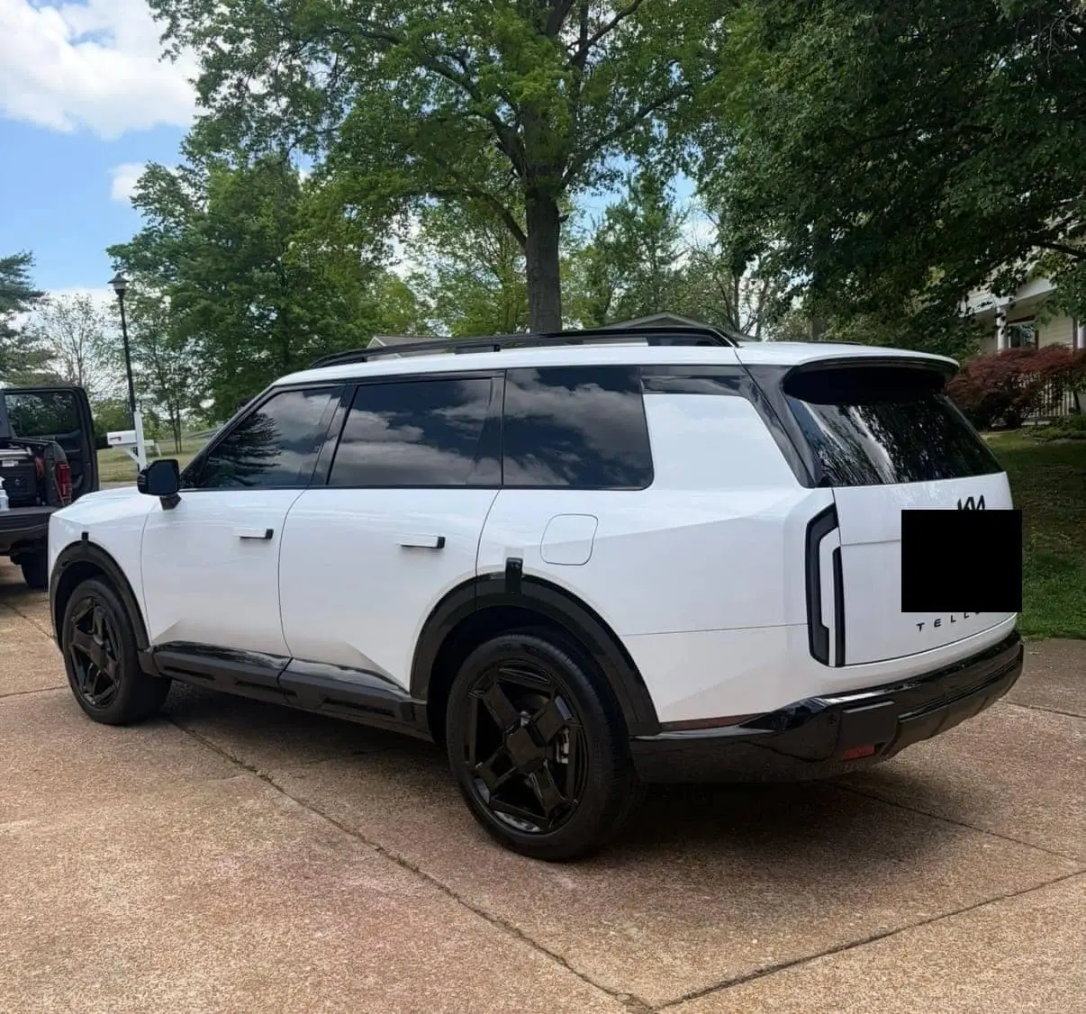 2027 Kia Telluride with full ceramic coating in Manchester, MO